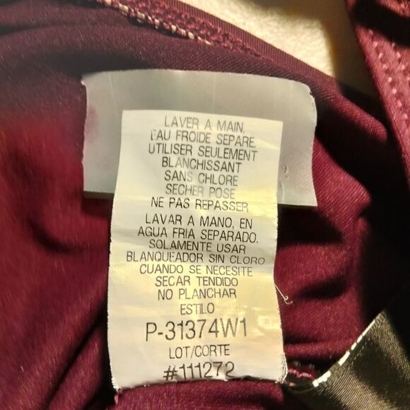 " LA Blanca"  1 pc bathing suit. - Picture 5 of 7